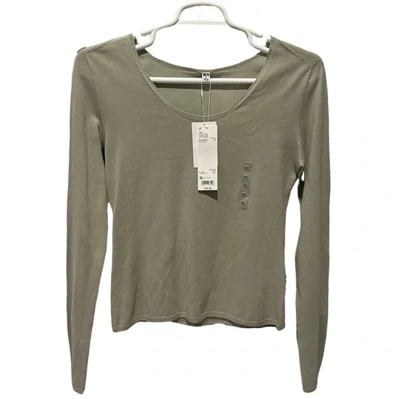 NWT Uniqlo Women 3D High Twisted Crew Neck Long Sleeve Sweater Lightweight Green - Picture 2 of 5